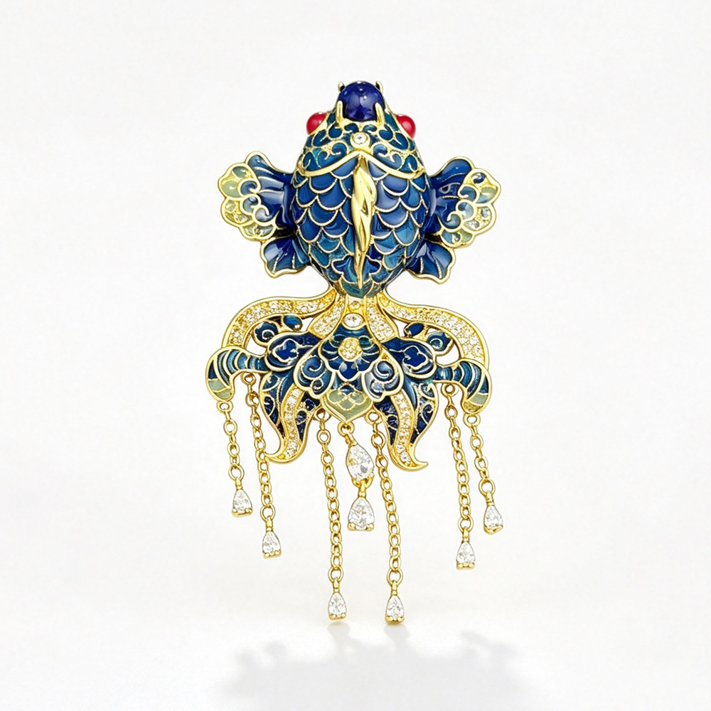 Chinese-style high-end design three-dimensional koi fish tassel brooch, elegant and luxurious, gold and blue enamel pin