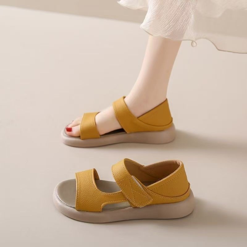 Bolsillo de tacones sandalias para mujeres 2026 nuevo cuero con una sola gruesa dos zapatos romanos velcro zapatos casuales de tamaño pequeño