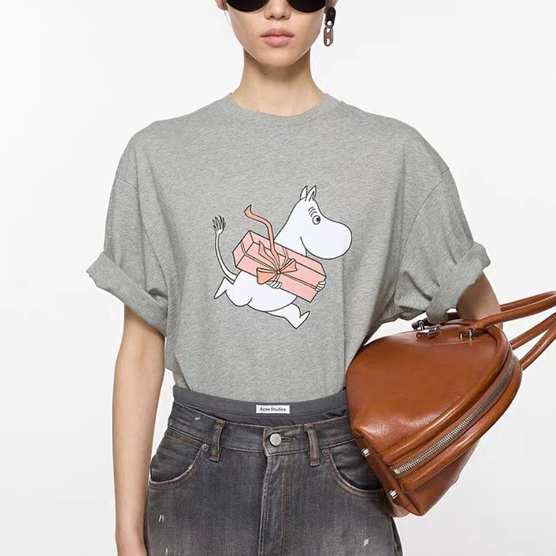 AC Home 25 春の新作 カバ ムーミン ジョイント漫画プリント ラウンドネック 半袖 ユニセックス ニッチ ルーズ Tシャツ|undefined
