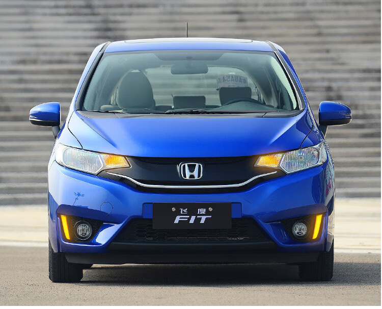 Suitable for 14-16 Honda Fit Daytime Running Lights Gk5 Special Modified Led Flowing Front Bumper Lights Decorative Lights