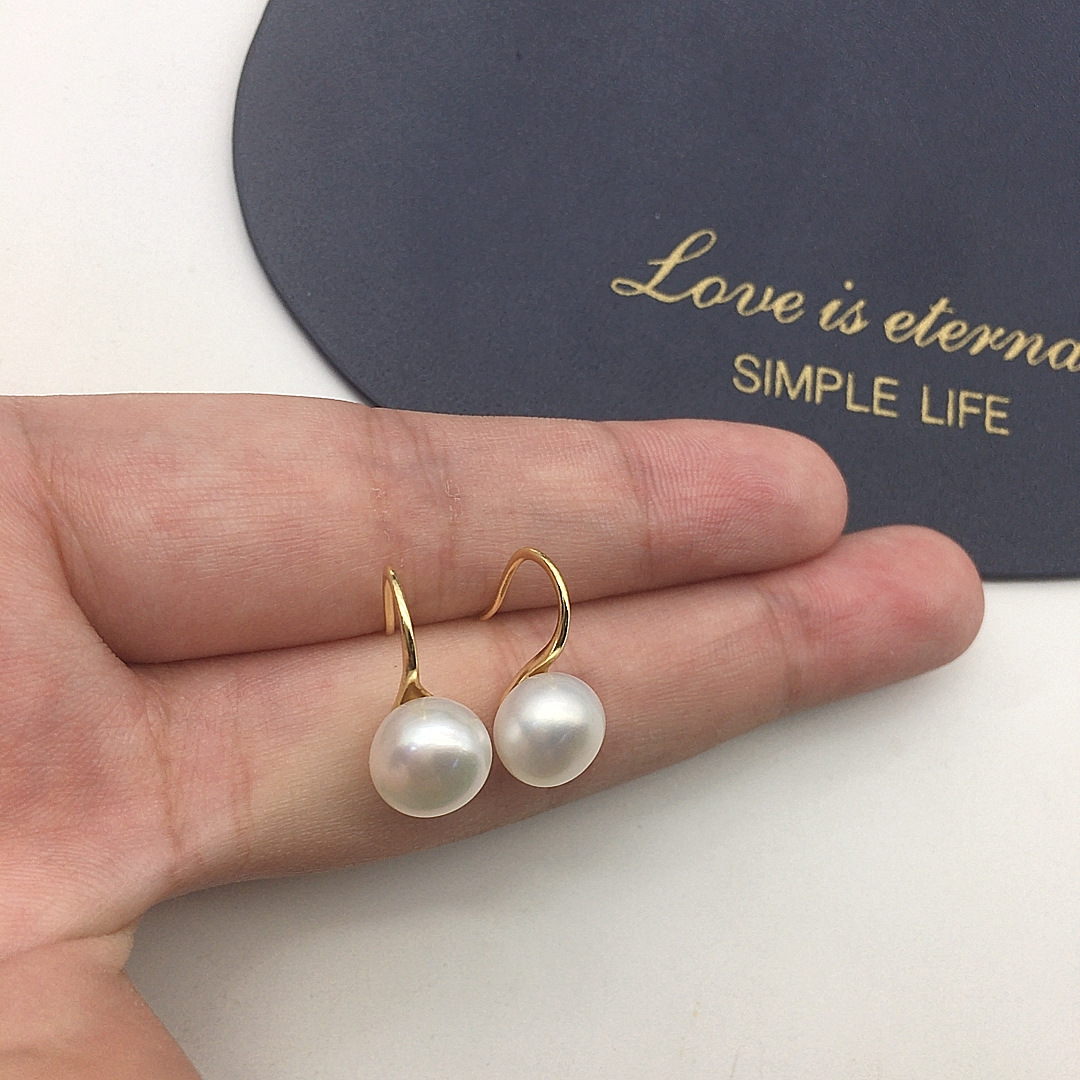 23g Weight 925 Sterling Silver Ear Needle Material Ear hook Classification 1 Pair Quantity Daily Occasion Freshwater Pearl Material Geometric Pattern Women's Gender Simple Style Style 1 Pair Freshwater Pearl Freshwater Pearl Earrings Geometric Ear Hook 8