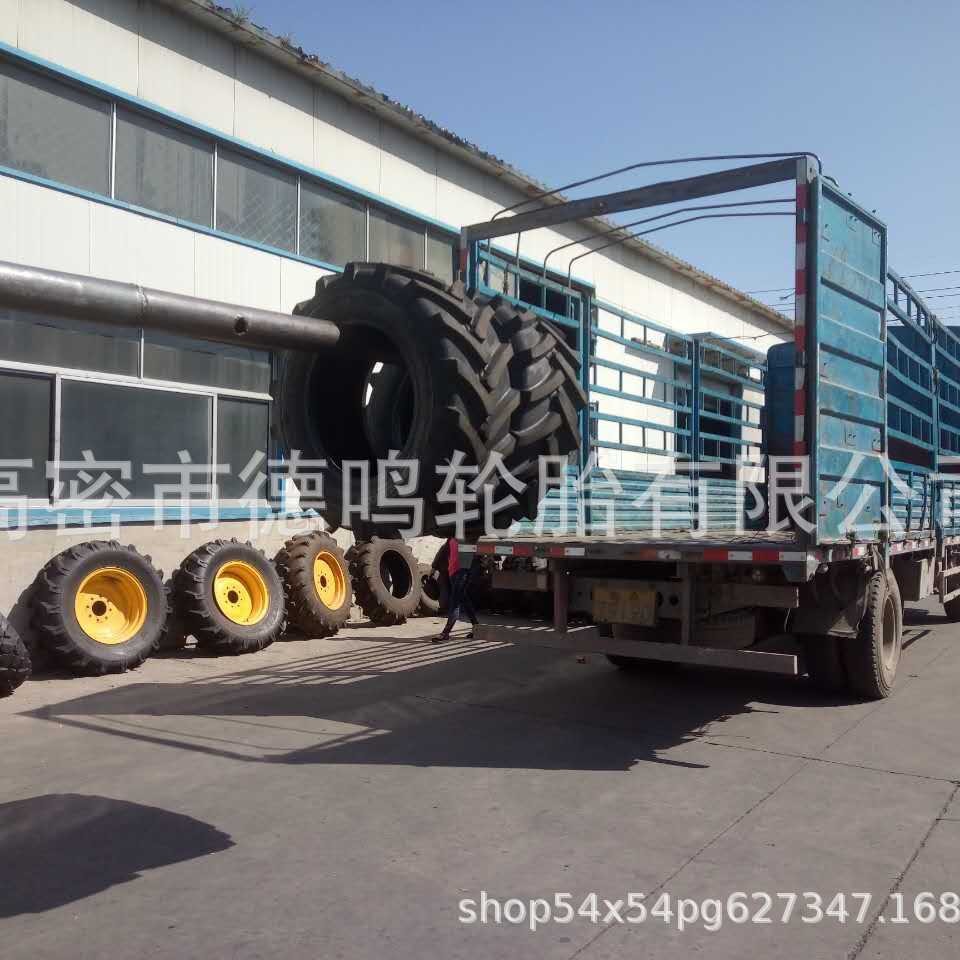 Suministro de fábrica maquinaria de ingeniería neumático 405/70-24 neumático ocupado patrón de espiga