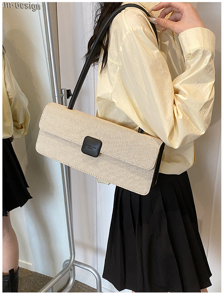 Women's Medium Pu Leather Solid Color Streetwear Lock Clasp Baguette Bag Shoulder Bag display picture 14