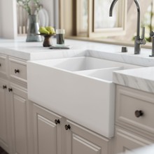 ��ʽ�ͻ����մɴ�ˮ�ۆβ�̨������ڏN������Ƕ��ˮ��ϴ����N��