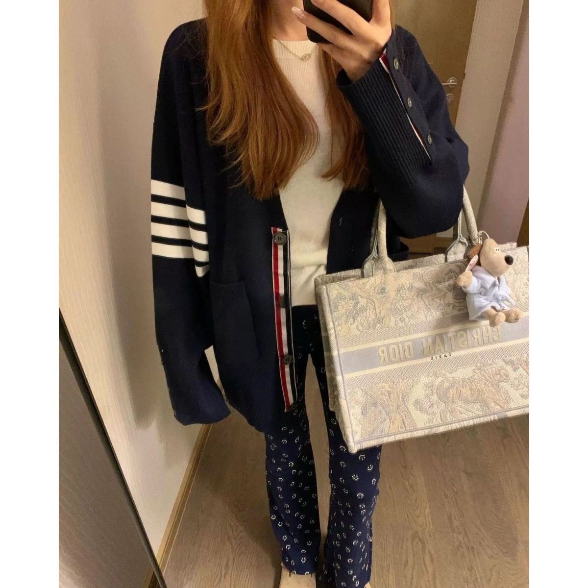 韩版开衫毛衣女2025秋四条杠学院条纹V领感短款情侣针织外套