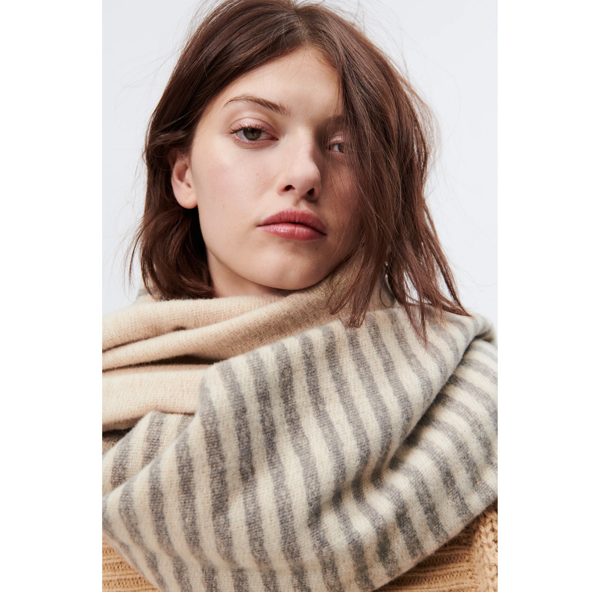 Klassischer Reis Zongzi gespleißter horizontaler Streifen-Imitat-Kaschmirschal für Damen im Winter, um die weiche, warme Latzschal zu erhöhen_voghion.com