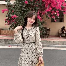 欧美春季法式休闲设计女神英伦风印花长裙灯笼袖黑腰带显瘦连衣裙