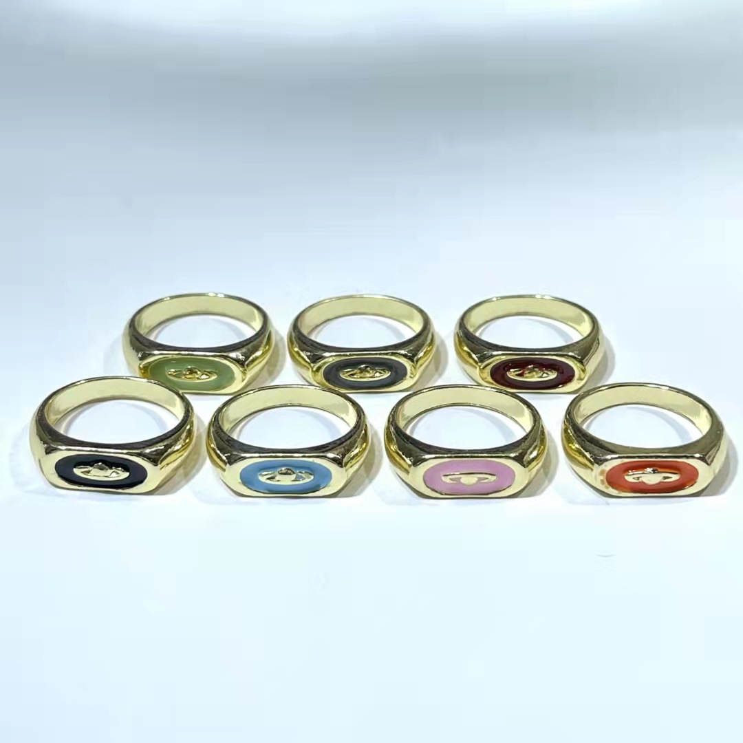 Simple Geometric Gold-plated Ring Female Retro Alloy Drip Oil Ring Wholesale display picture 3