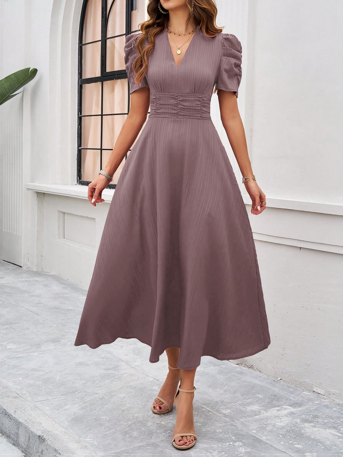 318g Weight Maxi Long Dress Dress Length Type Short Sleeve Sleeve Length Swing Dress Dresses Type Puff Sleeve Sleeve Type Spandex, Polyester Fabric Type High Waist Waist Line Daily Occasion V Neck Neckline Regular Fit Fit Type Solid Color Pattern 2025 Spring and Summer Season Women's Gender Pleated Design Simple Style Style Wholesale Women's Simple Style Pleated Solid Color Daily V Neck Short Sleeve Swing Dress 8