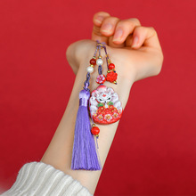 批发天然高含量朱砂原创帝王红砂彩绘九尾狐汽车挂件钥匙扣包挂饰