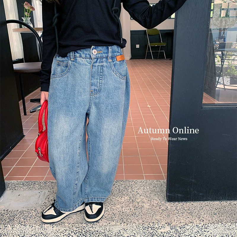 Производители детской одежды поддерживают обработку на заказ профессиональной версии мужской и женской одежды