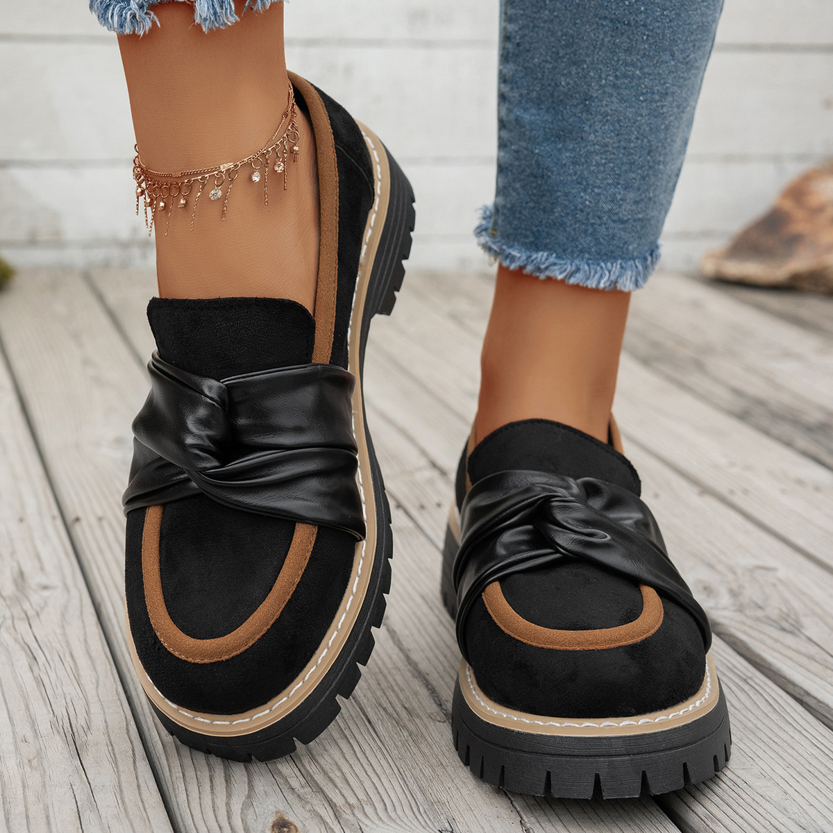Britische Damen-Plateau-Loafer mit gedrehtem Schaft, niedrige Passform, neue modische Frühlingsschuhe_voghion.com