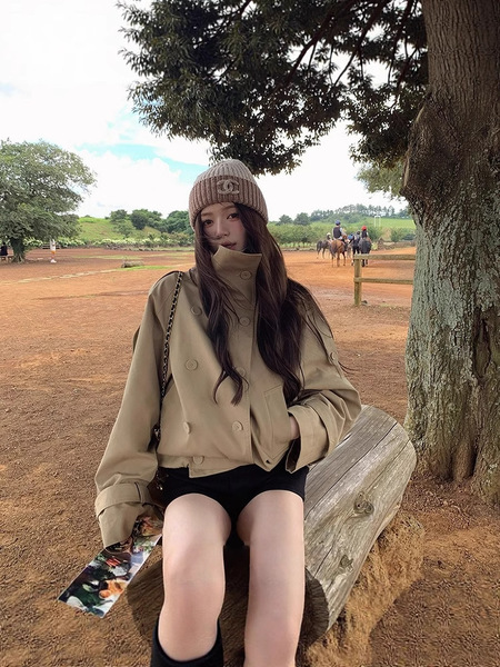 Khaki autumn trench coat