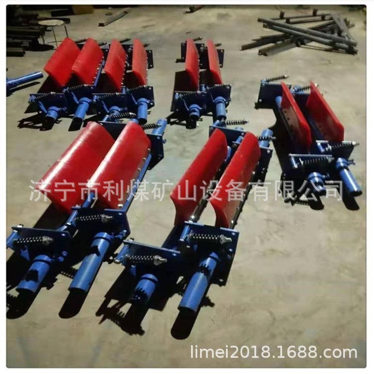 矿用防爆电动滚刷清扫器工厂加工  1.5KW 输送皮带机滚刷清扫器