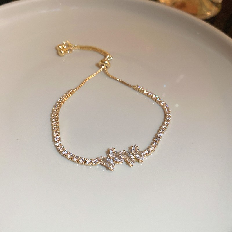 ZIRCON cuadrado pulsera ajustable Mujer simple luz de lujo pulsera moda personalidad temperamento Joker Senior Sentido de mano adornos hembra