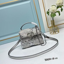 2025新款高级感亮片时尚晚宴单肩女包手工宴会名媛珍珠小包手提包