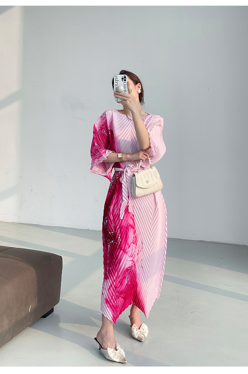 Váy maxi xếp ly in họa tiết cao cấp, chít eo thon gọn, phong cách thanh lịch — Màu xanh lam chi tiết 21