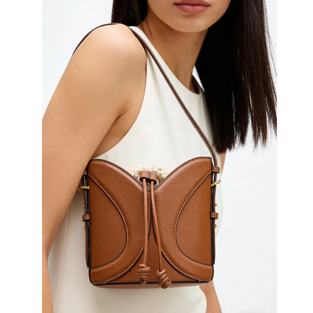 2026 Spring and Summer New British Style Retro Stitching Decorative Patchwork Bucket Bag Drawstring Shoulder Crossbody Bag for Women
