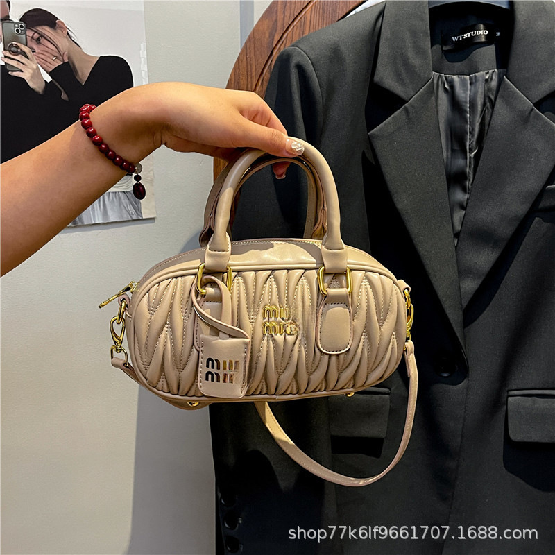 跨境bags2025新款MIU皱褶手提单肩包保龄球女包时尚斜挎枕头包包|undefined