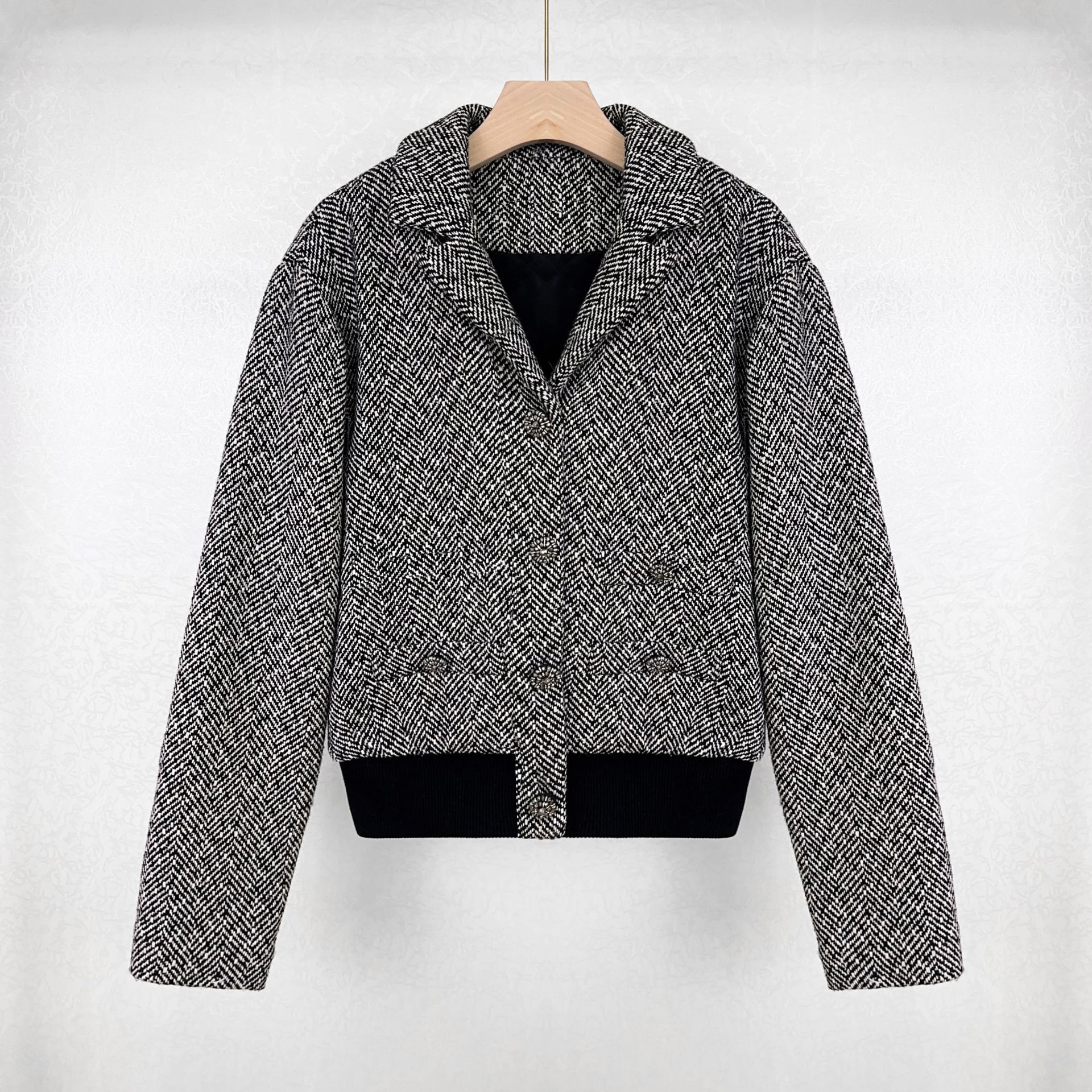 Autumn and Winter New Grey Mixed Color Herringbone Design Sense Suit Casual Loose Contrast Color Elegant Short Jacket Coat