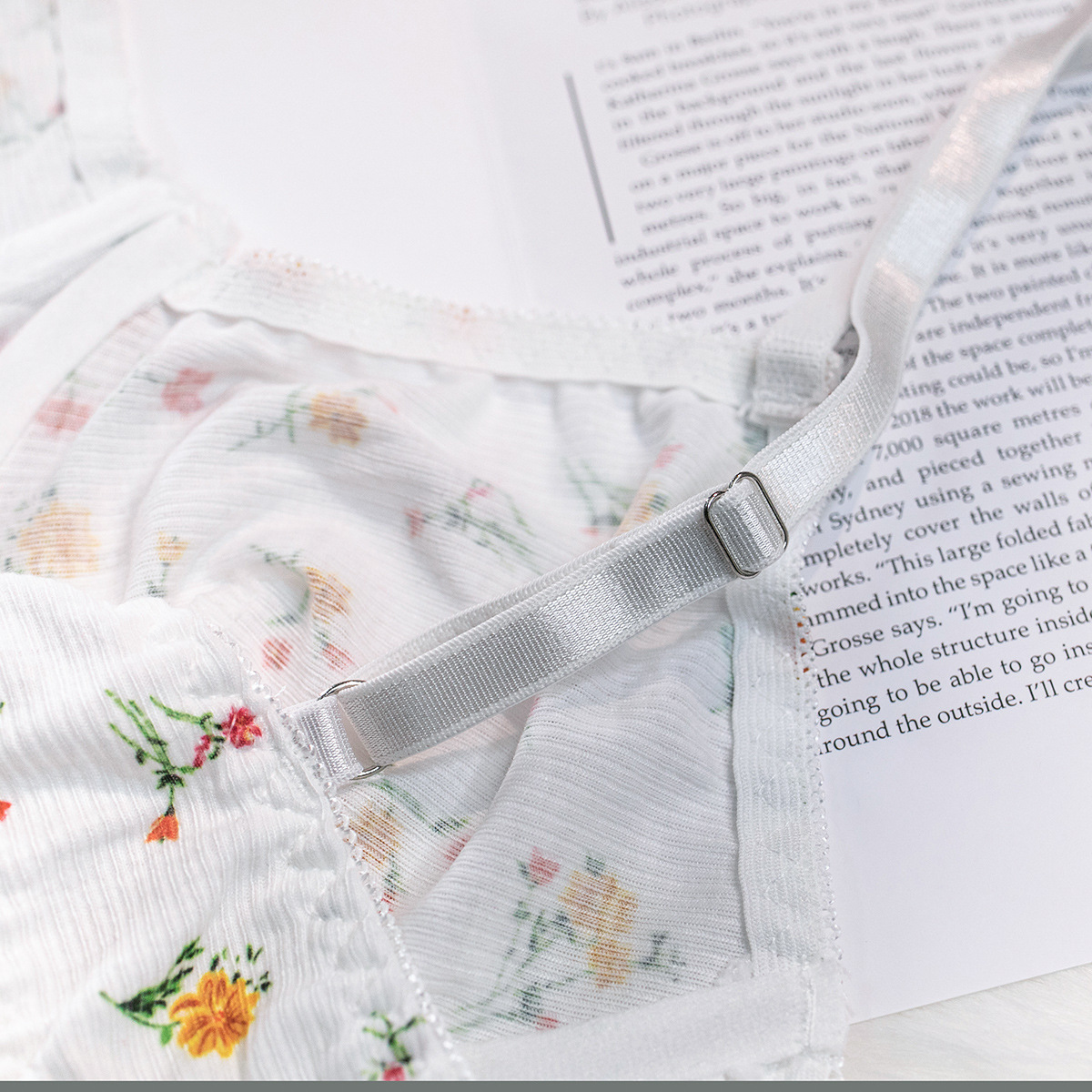 2023 Summer Hot Selling Fun Underwear Knitted Sexy Rural Style Small Fragmented Steel Ring Two Piece Set_voghion.com