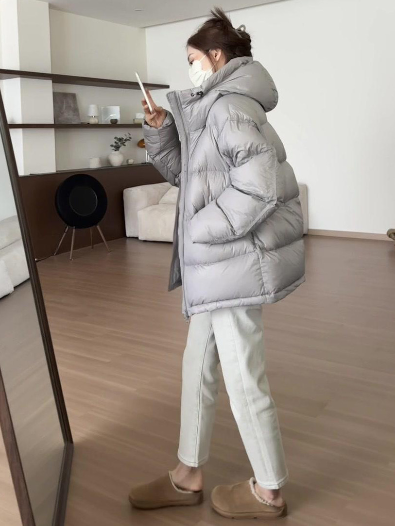 회색