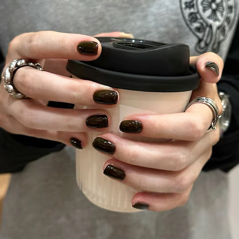 Simple elegant pure color nail dark coffee color wear nail fake nail patch finished short nail piece 24 pieces detachable