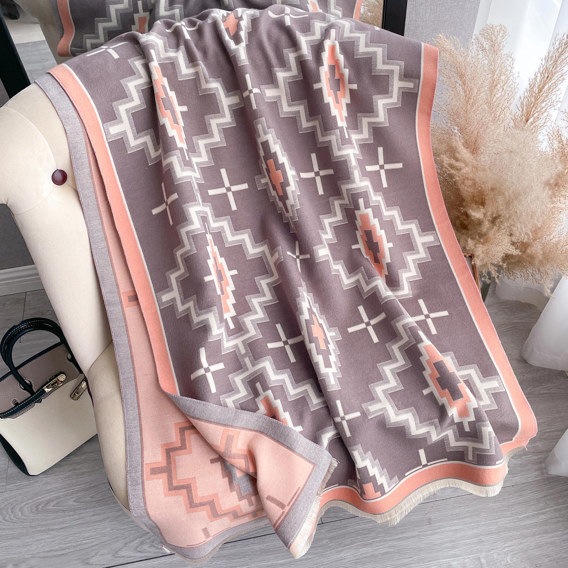 Nuevo estilo cachemir-como estilo coreano grueso cálido chal Retro color a juego geométrico diamante patrón bufanda para las mujeres Otoño e Invierno