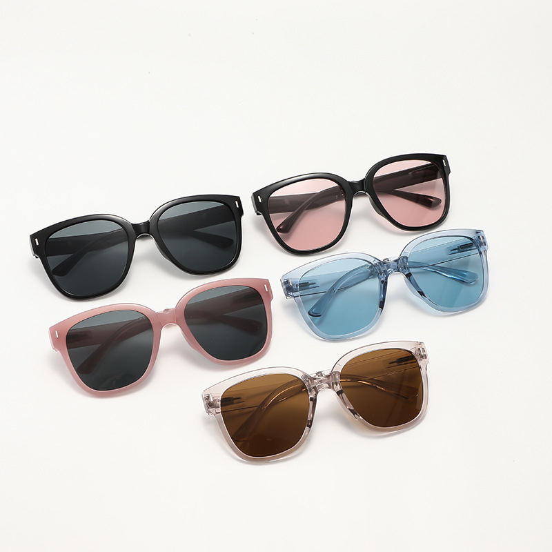 Gafas de sol plegables Gafas de sol de tendencia de moda de viaje con marco redondo retro transfronterizo portátil Gafas de sol de protección UV