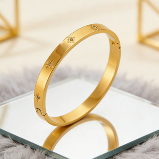 Titanium Steel Non-Fading Waterproof Bracelet European and American Style Six-Pointed Star Personalized Diamond-Encrusted Couple's Date Niche Design Light Luxury Jewelry