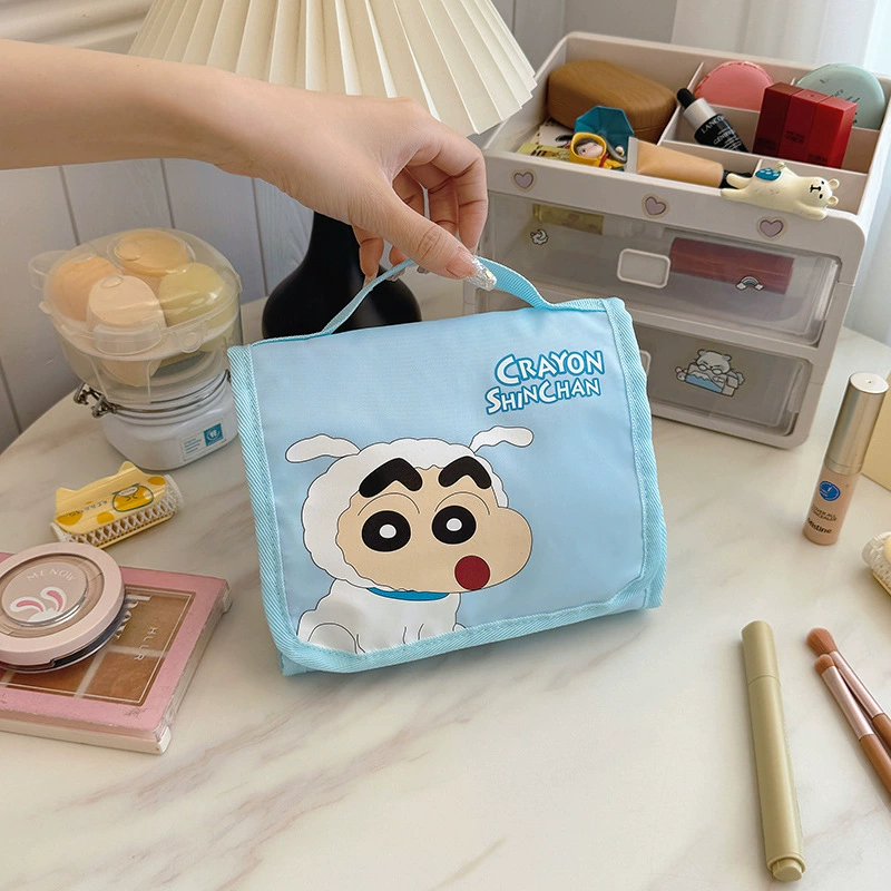 Косметичка Sanrio стеганая с синтепоном-наполнением, просторная дорожная организация, рисунки с героями