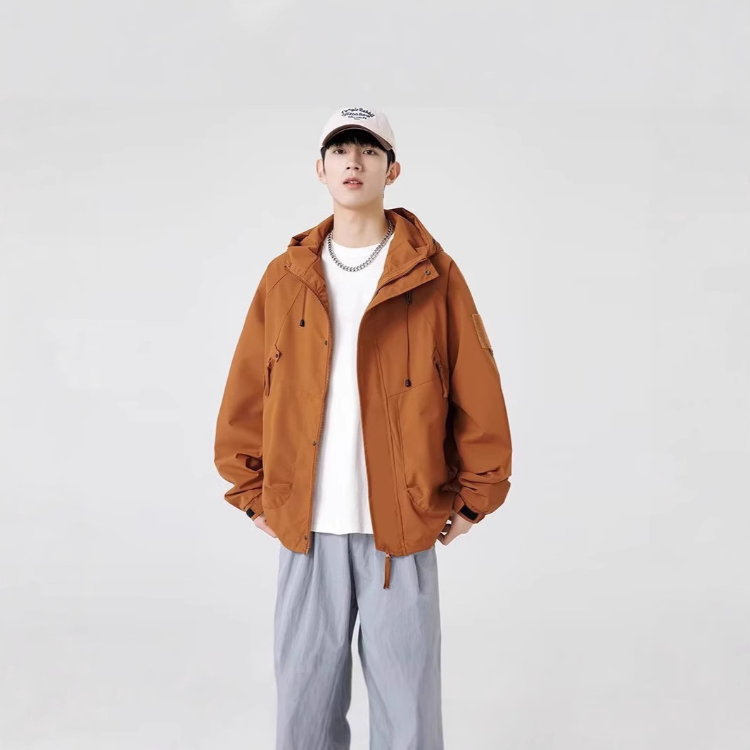 凡客情侣装冲锋衣男女夹克秋季新款感宽松户外休闲登山服男装外套