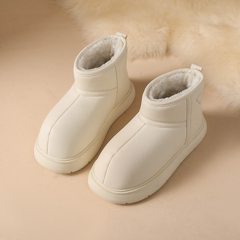 Bốt đi tuyết nữ da lì lót lông giữ ấm, đế cao 3-5 cm — màu đen