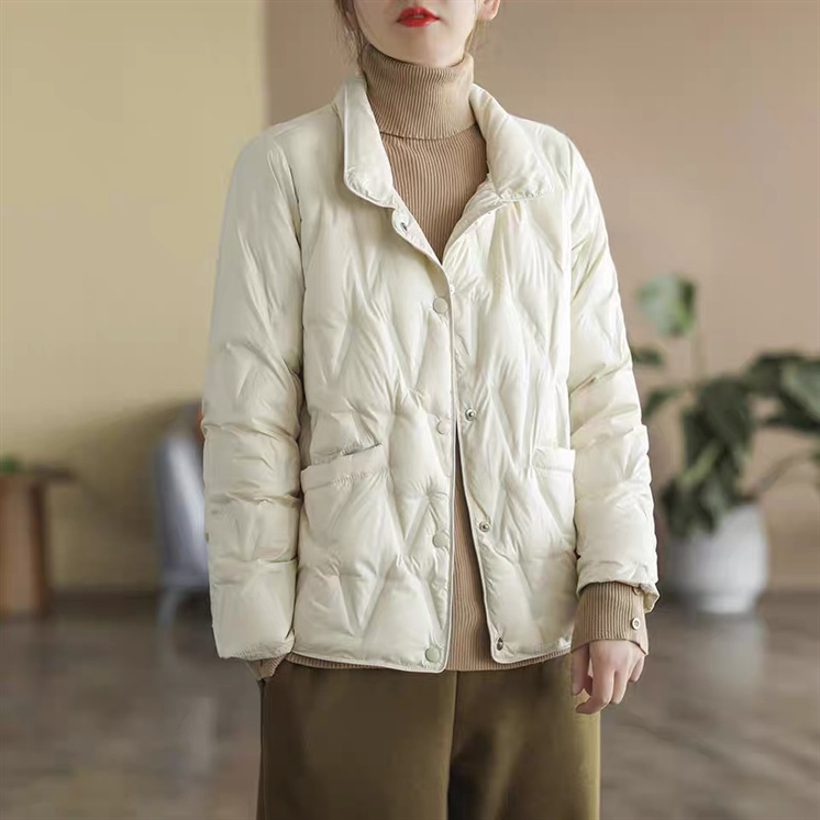 韩版立领羽绒服女2022年冬季短款宽松休闲保暖纯色白鸭绒压纹外套