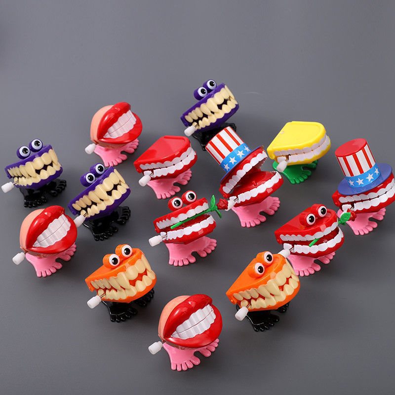 Wind-Up Bouncing Teeth Oral Jewelry Toys Dental Items Christmas Gifts Bouncing Clockwork Teeth Wholesale
