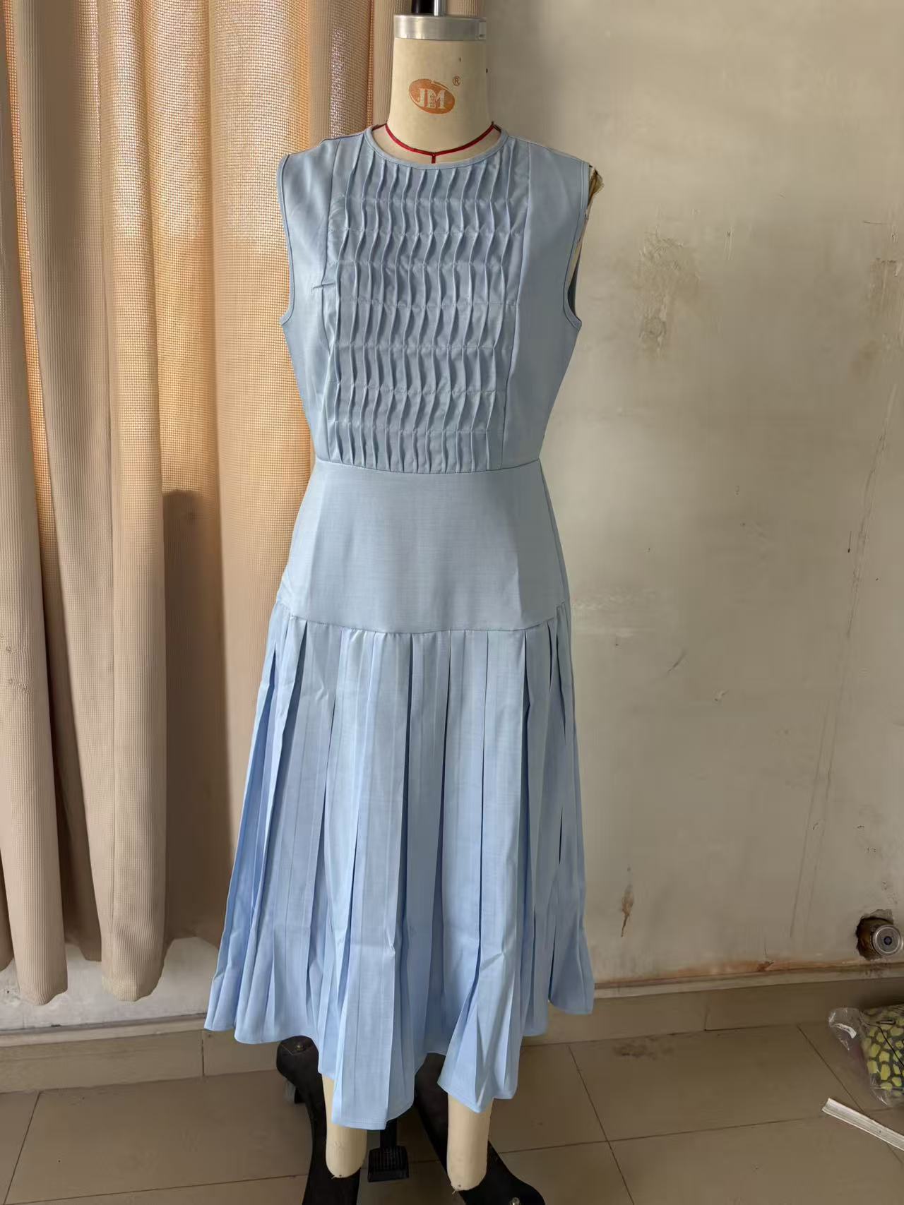Women's Casual Sleeveless Pleated Dress Solid Color For Summer_voghion.com