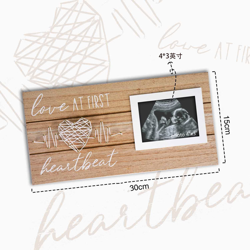 Marco de fotos de madera para mascotas Decoración de mesa creativa mesa de bebé colgante marco de fotos latido del corazón en forma de corazón bobinado