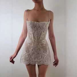 直供短细肩带婚纱2026款白色伴娘服新娘结婚短款婚纱晚宴年会欧美