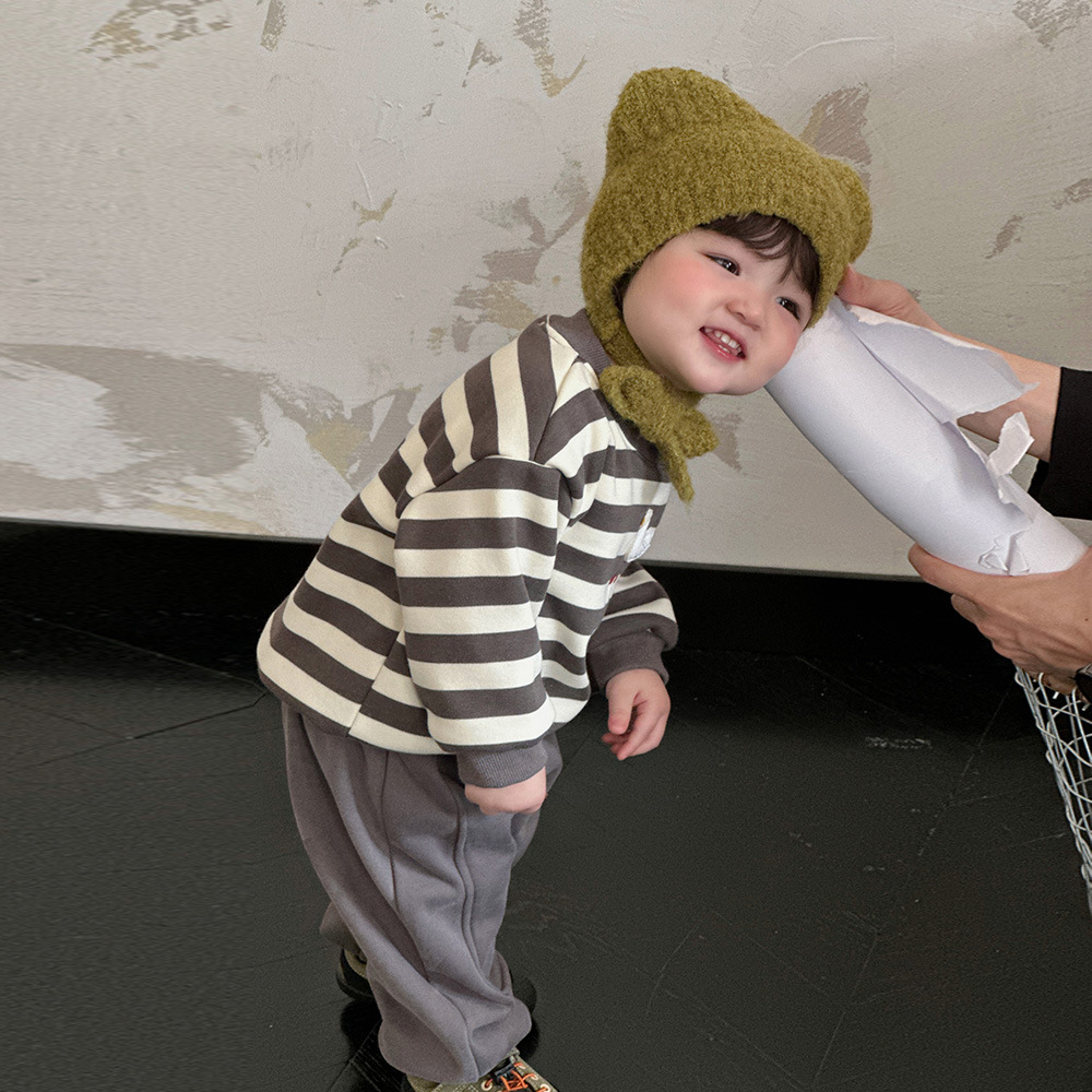 Nueva ropa para niños de Corea del Sur, dibujos animados de invierno, patito a rayas, cómodo y cálido, traje acolchado de bebé súper lindo