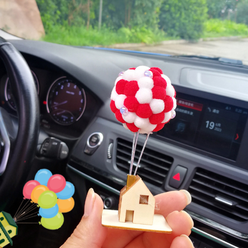 Adornos de coche Flying House Globo Coche Chica Corazón Peluche Lindo Interior Accesorios Adornos Globos Creativos Red de Internet