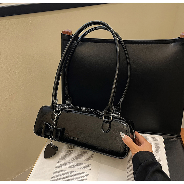 Texture and Western Style Small for Women 2024 New Versatile Single Shoulder Underarm French Niche Design Stick Bag_voghion.com