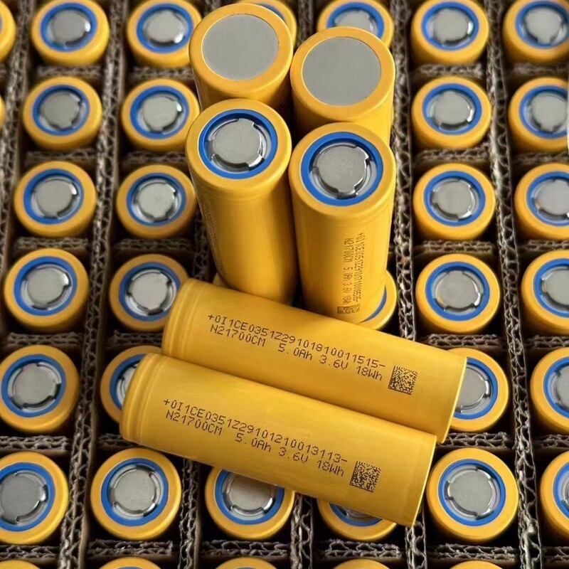 Product A honeycomb 21700 lithium battery 5000mAh 5C power battery car lithium battery flashlight mobile power supply Product A honeycomb 21700 lithium battery 5000mAh 5C power battery car lithium battery flashlight mobile power supply