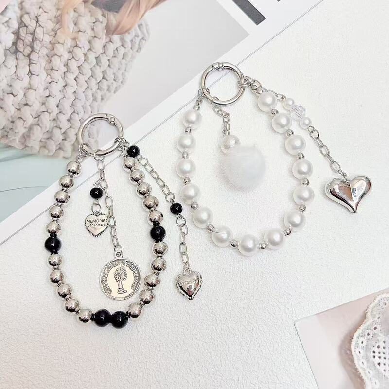 New Style Pearl Beaded Bracelet for Girls, Short Style with Pom-Pom Bow, Bag Charm, Phone Case Lanyard, Keychain New Style Pearl Beaded Bracelet for Girls, Short Style with Pom-Pom Bow, Bag Charm, Phone Case Lanyard, Keychain