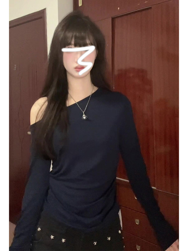 藏蓝色秋季露锁骨长袖恤女褶皱收腰一字领斜角露肩别致上衣|undefined