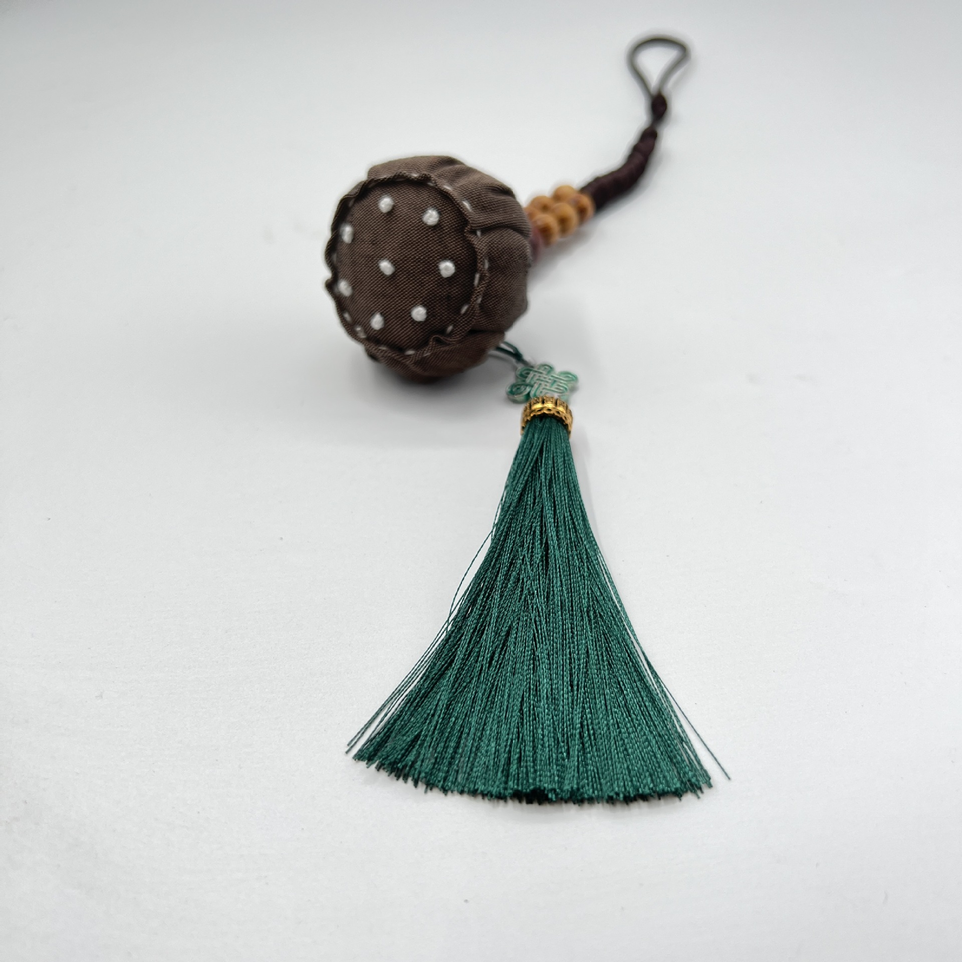 Bordado DIY hecho a mano patchwork bolsita colgante Lu bordado loto decoración del coche Regalo De vacaciones collar bolsita colgante