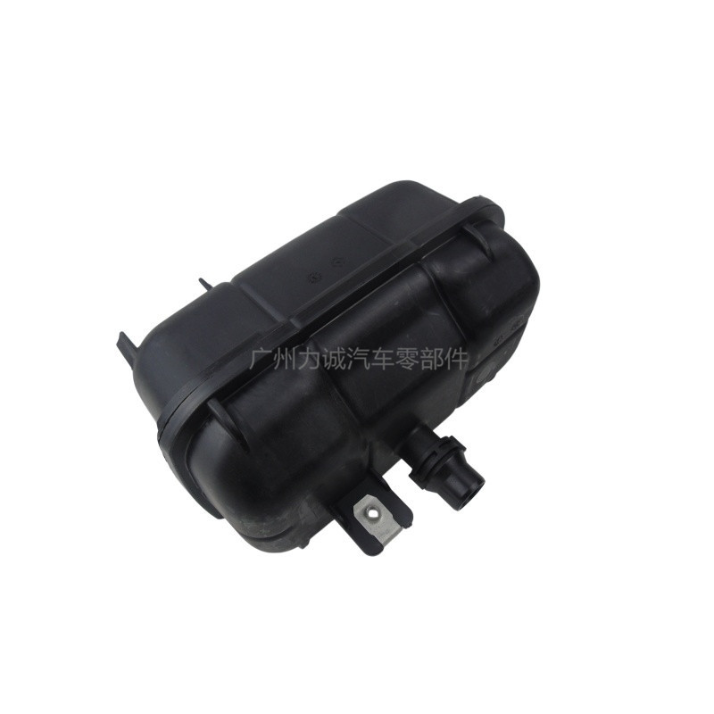 68364312AC Auxiliary Water Tank (with cover) is suitable for Jeep Wrangler 18-25 models/Gladiator 20-25 models