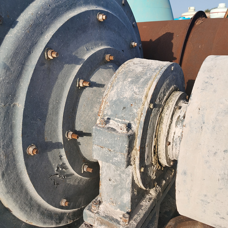 供应各种型号二手球磨机 石灰铝灰磨机 二手1557选矿卧式球磨机