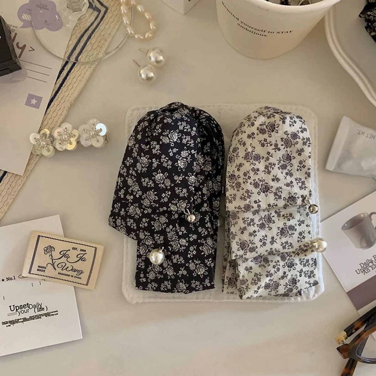 French-Style Floral Pearl Pendant Banana Clip Multi-Layer Fabric Vertical Clip High-End Twist Clip Hairpin Ponytail Clip Hair Accessory