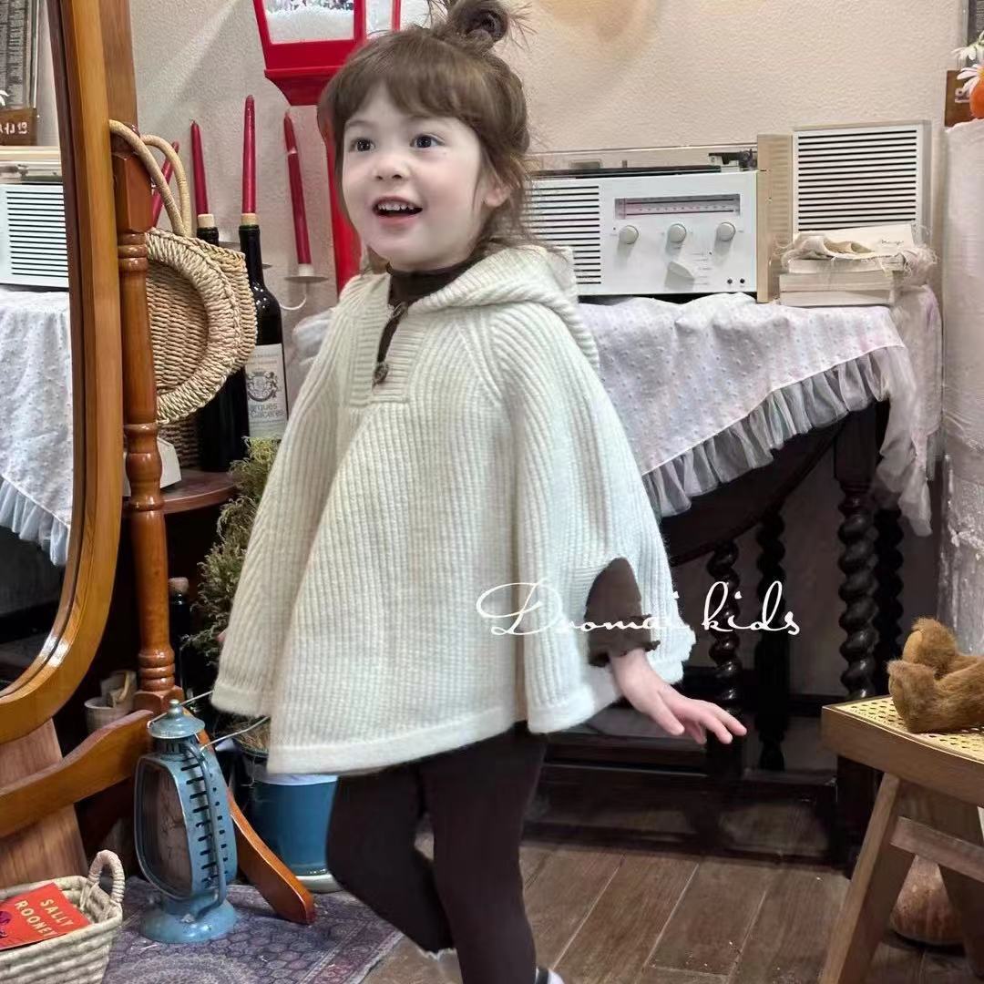 2025 otoño nuevo suéter de niña coreano bebé femenino moda exterior suelta camisa de punto con capuz abrigo abrigo abrigo