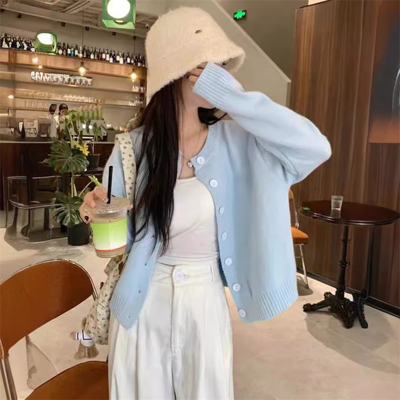 Blue spring long-sleeve for leisure